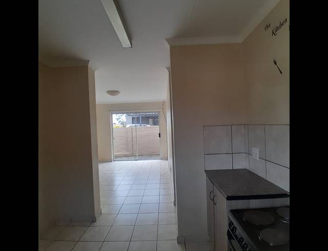 3 BEDROOM HOUSE FOR SALE IN WATERKLOOF EAST